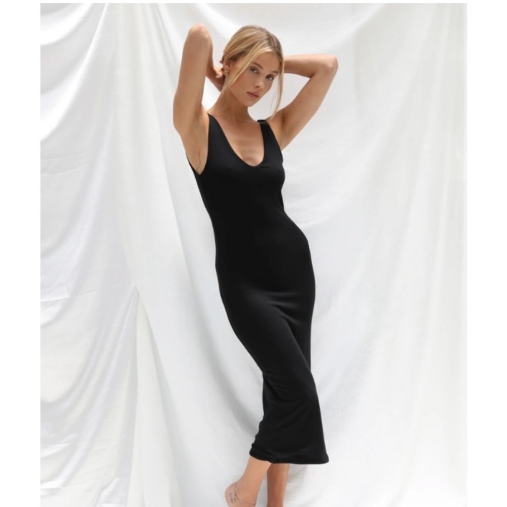 Skatie Kelsey Dress size small in black